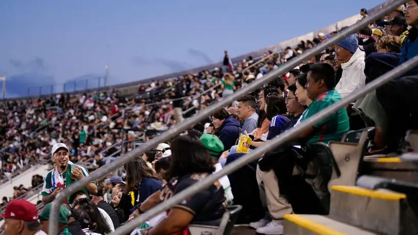 Afición mexicana no perdona y abuchea al Tricolor tras empatar ante Japón