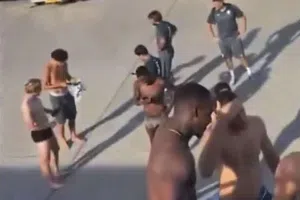 Jugadores del Mónaco viajaron en ropa interior por falla en aire acondicionado de su avión