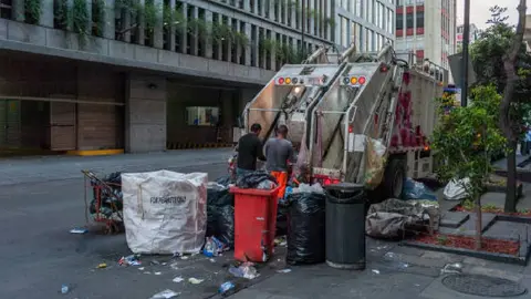 Estas son las multas en CDMX por tirar basura sin separarla en orgánica e inorgánica