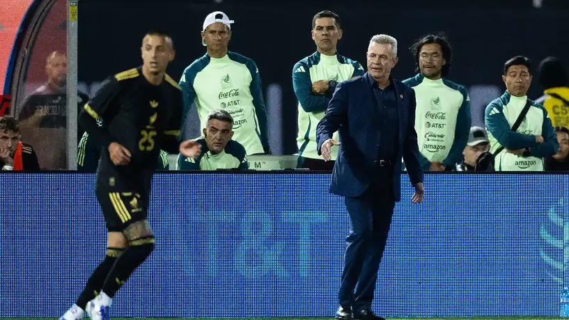 Álvaro Morales explota contra Fernando Schwartz, jefe de prensa de la Selección Mexicana