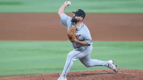 ¡A lo grande! José Urquidy volvió al montículo de MLB tras dos años de ausencia
