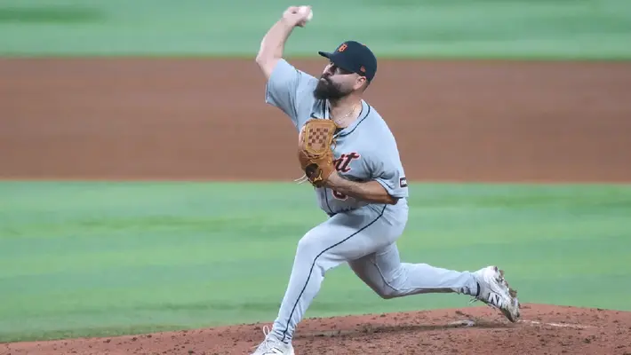 ¡A lo grande! José Urquidy volvió al montículo de MLB tras dos años de ausencia