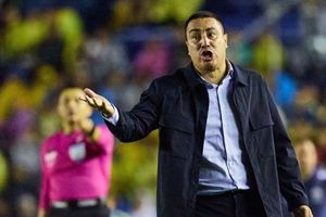 André Jardine le manda un 'mensajito' a Efraín Juárez: "Hay que mantener la calma"