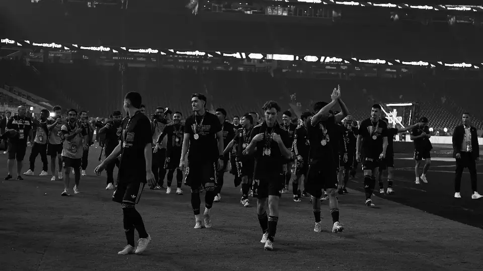 Selección Mexicana confirma baja de un defensor de la convocatoria