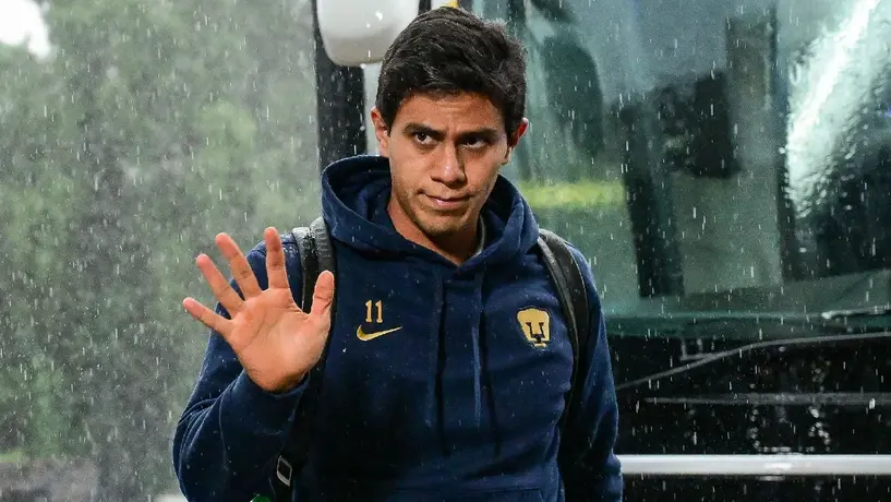 JJ Macías titular ante Chivas; ¿cómo le ha ido previamente ante su exequipo?