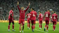 Liverpool consigue la victoria ante Newcastle con gol de la joya de 16 años, Rio Ngumoha