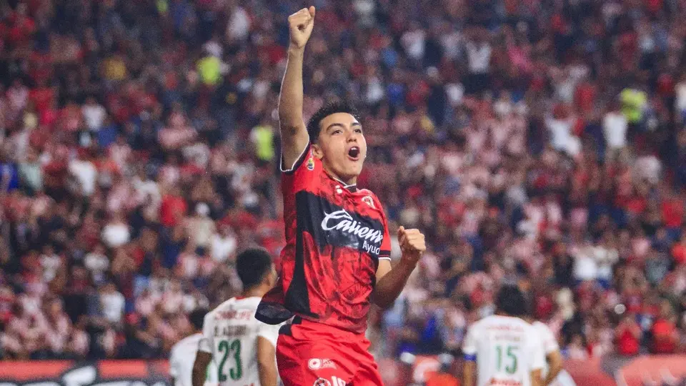 Agente de Gilberto Mora vuelve a elogiar al juvenil mexicano: "Tiene un aura como pocos en el mundo"