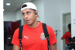 Romo pide unión en Chivas tras malos resultados: 'Si abuchean a uno, abuchean a todos'