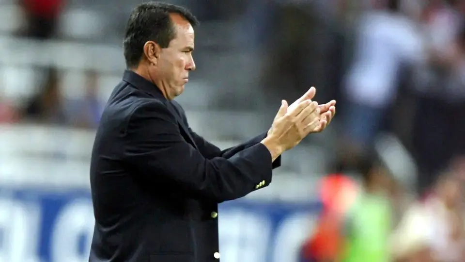 Efraín Flores asegura que Chivas le pone ejemplo al Atlas con proyección de canteranos