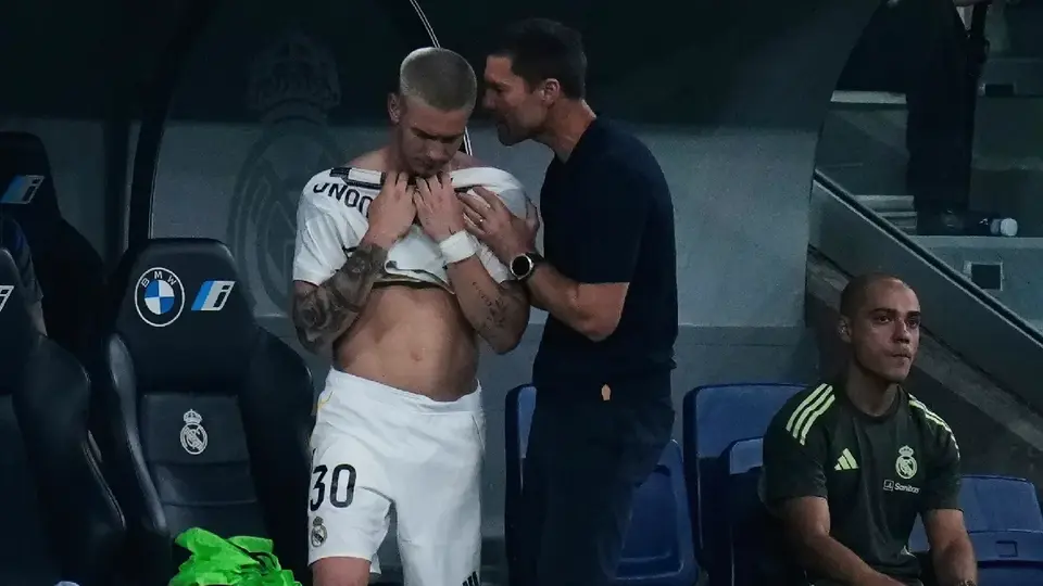 Xabi Alonso no confirma titularidad de Mastantuono pese a tener minutos en su debut con Real Madrid