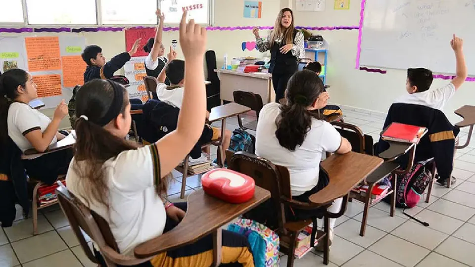 ¿Hay clases el 15 y 16 de septiembre? SEP confirma puente vacacional
