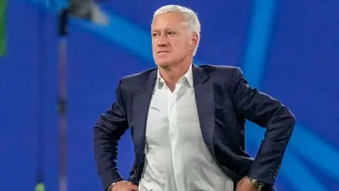 Didier Deschamps se engancha con periodista tras polémica con el PSG: "Deberías ser más serio"