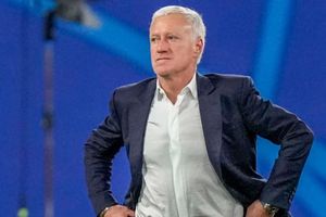 Didier Deschamps se engancha con periodista tras polémica con el PSG: "Deberías ser más serio"