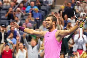 Rafael Nadal felicita a Carlos Alcaraz por victoria en US Open