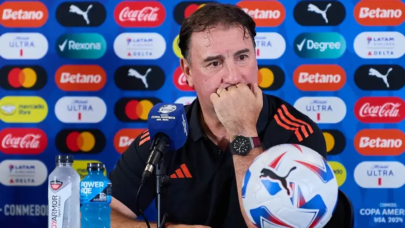Nestor Lorenzo revela jugadores titulares que enfrentarán a México