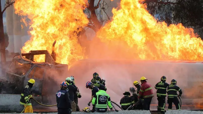Aumenta a 8 cifra de muertos por explosión de pipa en Iztapalapa