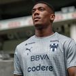 Anthony Martial tendrá su primera titularidad con Rayados en Liga MX