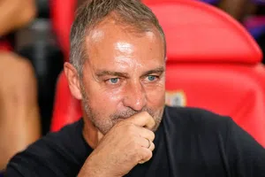 Hansi Flick quiere a todos los jugadores del Barcelona comprometidos y sin egos