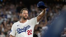 Los Angeles Dodgers vencen a los San Francisco Giants en el último de temporada regular de Clayton Kershaw