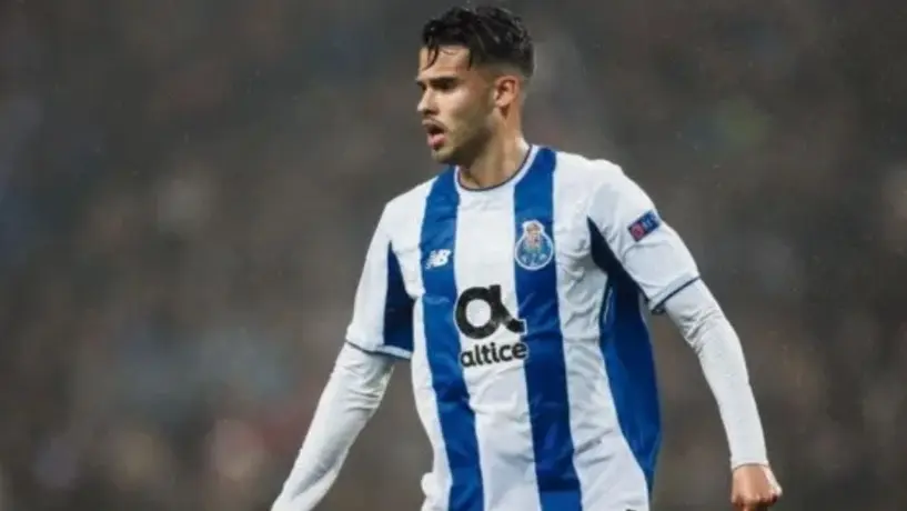 Diego Reyes confiesa que, en su momento, Porto y Benfica se pelearon por su fichaje