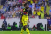 ¡De crack! Allan Saint-Maximin saca la magia y se queda cerca de un golazo