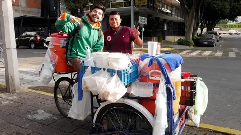 ¿Adiós a los carritos de café y pan en CDMX? Esto se sabe