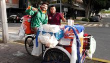 ¿Adiós a los carritos de café y pan en CDMX? Esto se sabe