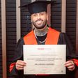 Nicky Jam se gradúa de doctor Honoris Causa en Colombia