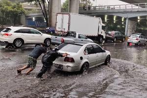 Expertos explican por qué tantas lluvias en CDMX durante 2025