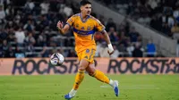 ¿Se va? Desde Brasil lanzan oferta por Rômulo Zwarg de Tigres