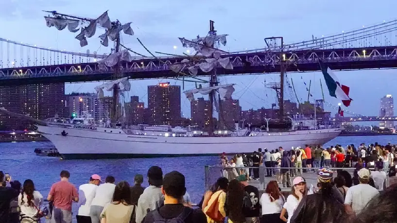 ¿Qué fue del Buque mexicano Cuauhtémoc tras su choque en Nueva York?