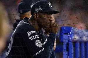 ¡Se quedan sin líder! Roberto Kelly deja de ser entrenador de los Sultanes de Monterrey