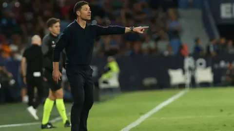 ‘Hemos sido bastante perdedores’: Xavi Alonso reflexiona tras ser goleado en el Derbi