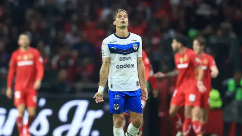 Sergio Canales será baja de Rayados tras ser sometido a una cirugía