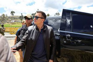 Gobierno denuncia que manifestantes atacaron caravana de presidente Noboa durante paro en Ecuador