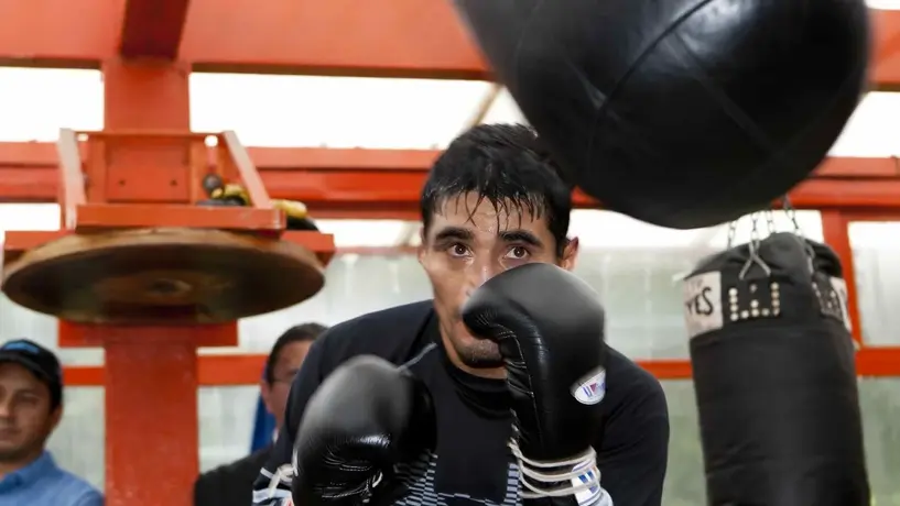"Ni a cual irle": Érik 'El Terrible' Morales critica a Juan Manuel Márquez y Mauricio Sulaimán