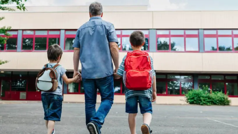 Pensión Padres Solteros 2025: Requisitos para recibir 3 mil 700 pesos