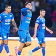 Cruz Azul, con lo justo, vence a Toluca y se acerca al liderato del Apertura 2025
