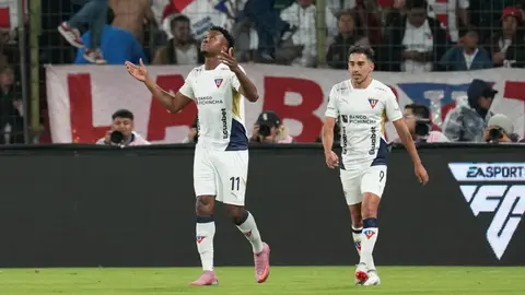 ¡Importante ventaja! L.D. Universitaria de Quito derrotó 2-0 a São Paulo