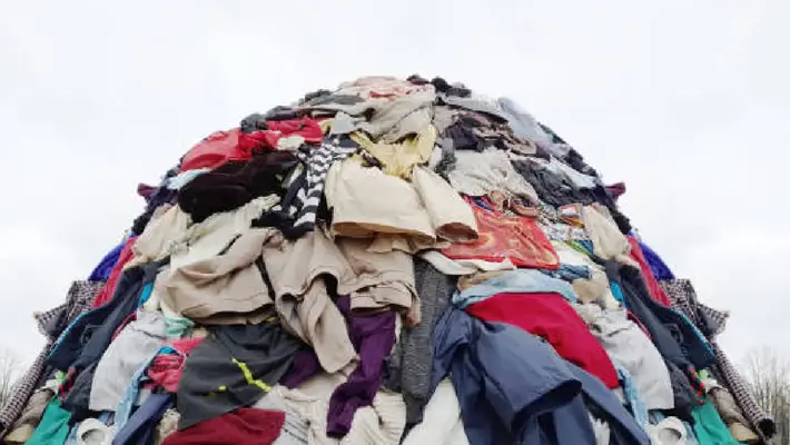 CDMX aprueba medidas contra el fast fashion: ¿qué es y cómo contamina la ciudad?