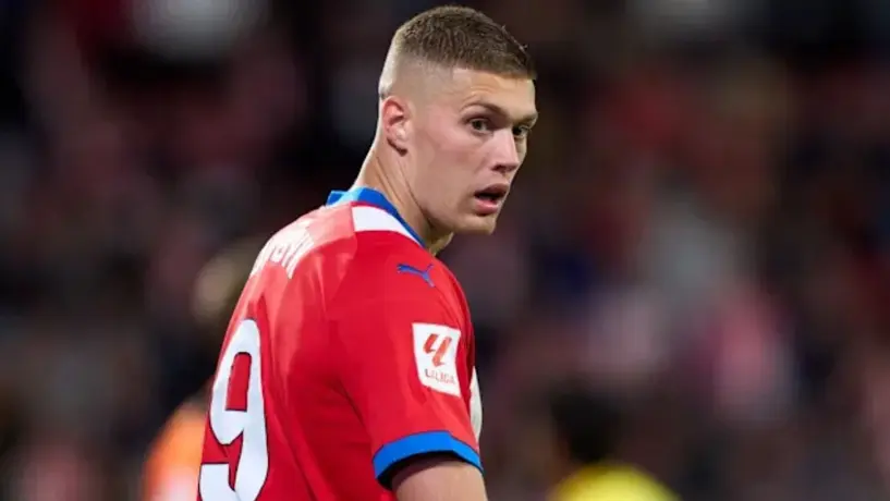 ¿Quién es Artem Dovbyk? El delantero con el que el AC Milan reemplazaría a Santi Giménez