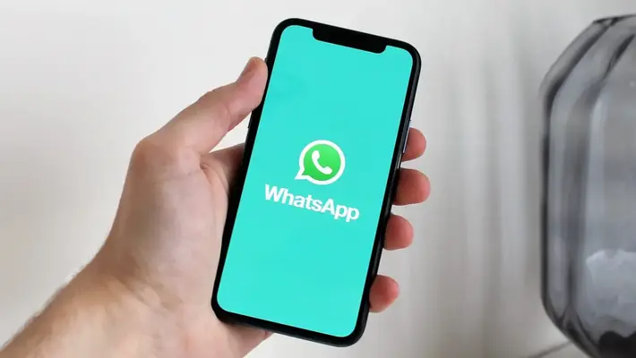 ¿Cómo traducir mensajes en WhatsApp sin salir de la app?