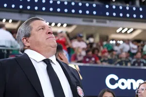 Prensa de Costa Rica explota contra 'Piojo' Herrera por empate ante Nicaragua