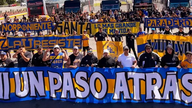 Afición de Tigres denuncia a autoridades de CU por obligarlos a no cantar en duelo vs Pumas
