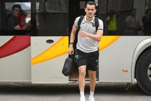 ¡Ofrecen recompensa! Juárez pide ayuda de aficionados para encontrar cartera de Guilherme Castilho