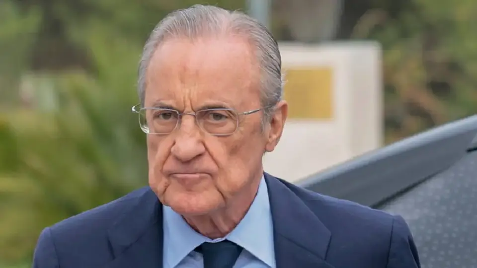 Florentino Pérez sorprende con polémico gesto previo al Oviedo vs Real Madrid