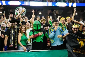 ‘Qué respeten la ley’ Consulado de México en San Francisco manda aviso a la afición