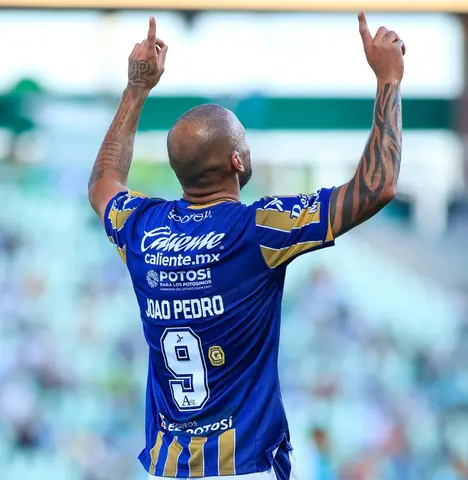 Joao Pedro celebrando gol con San Luis | IMAGO7
