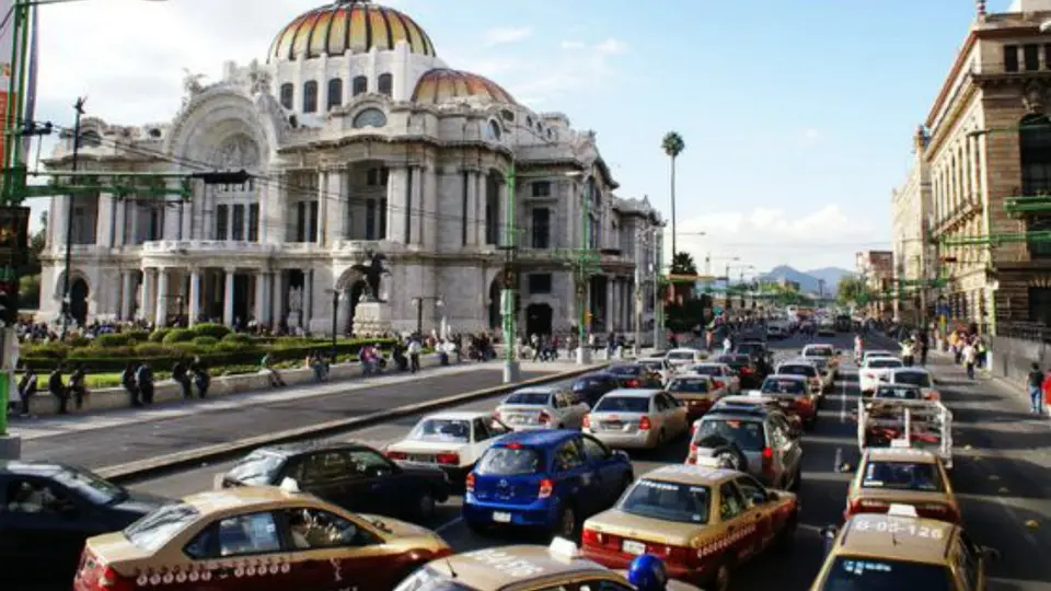 ¿Reportan contingencia ambiental? Hoy No Circula del miércoles 8 de octubre