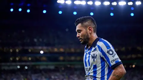 ¿Al borde del retiro? Tecatito Corona sorprende con confesión sobre su adiós